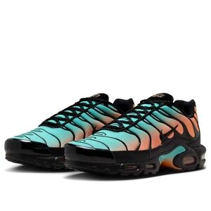 Size 11 - Nike Vapormax Plus Aurora Green Orange Pulse